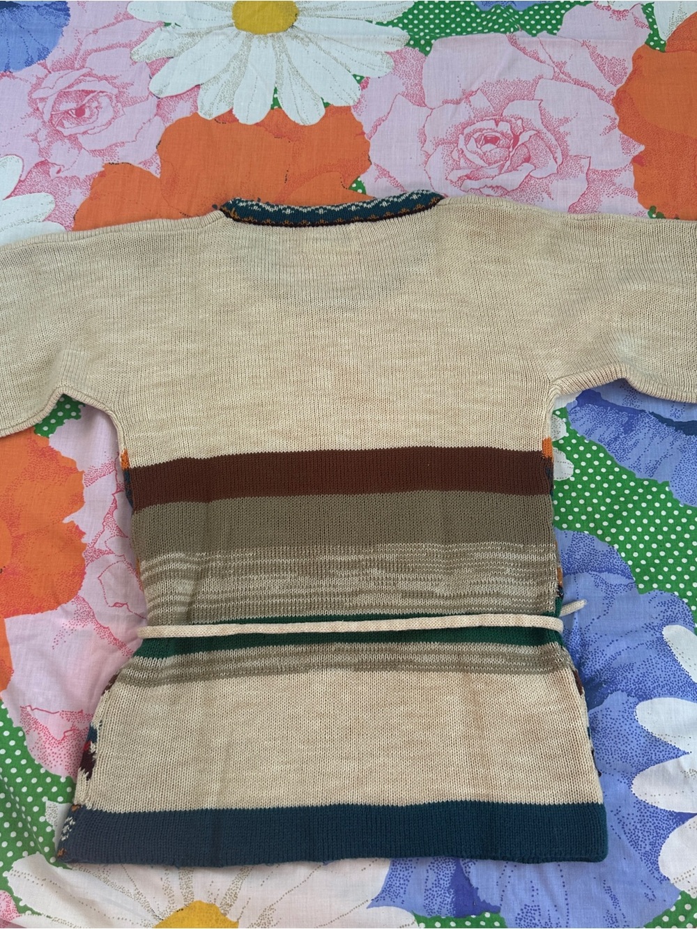 Vintage 70’s Montage Sweater - Picture 7 of 9